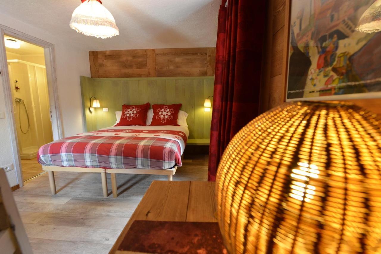 Hotel Petit Dahu - Chambres Et Restaurant Конье Экстерьер фото